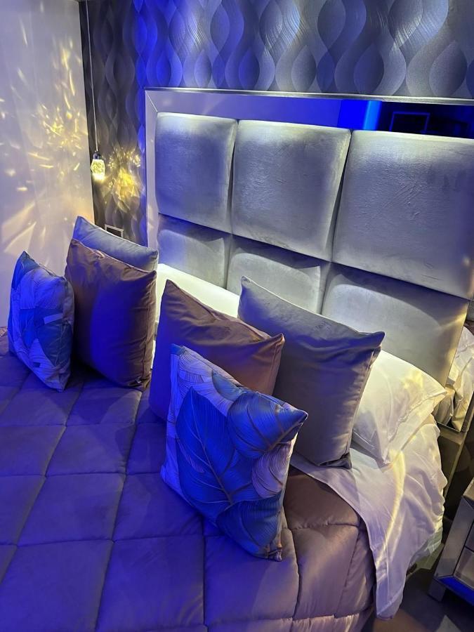 Bed and Breakfast C3 Luxury Napoli Esterno foto